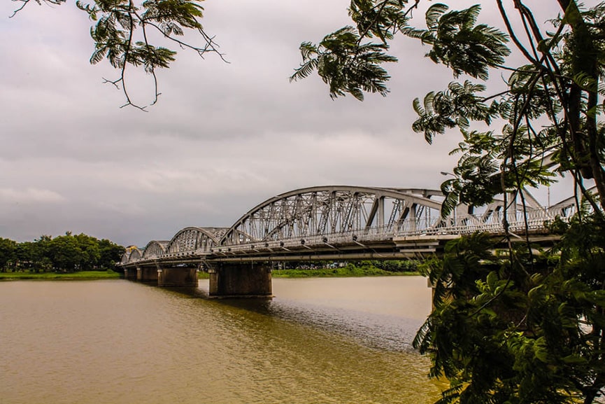 Truong Tien Bridge.